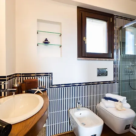 Alba 12, Emma * גיארדיני נאקסוס