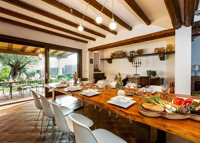 Villa Alba 12, Emma Giardini-Naxos