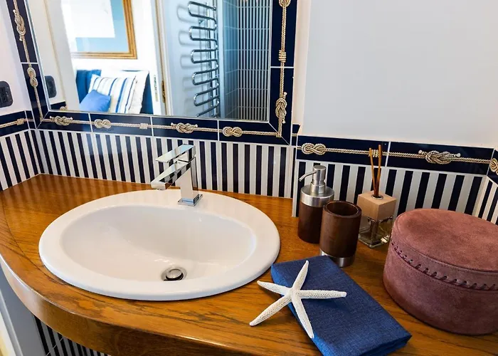 Villa Alba 12, Emma Giardini-Naxos