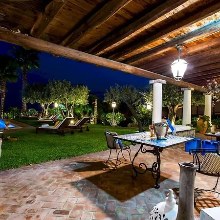 Alba 12, Emma Джардини-Наксос