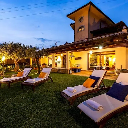 Villa Alba 12, Emma